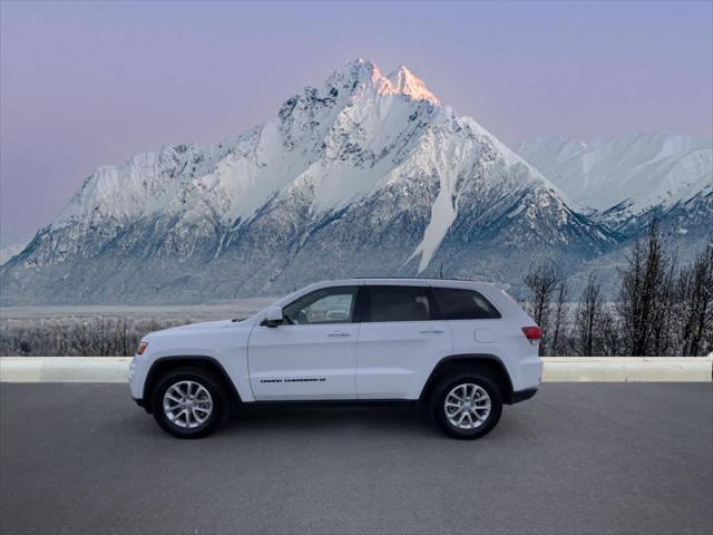 used 2022 Jeep Grand Cherokee car, priced at $25,490