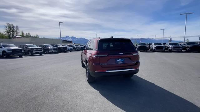 new 2025 Jeep Grand Cherokee car, priced at $49,582