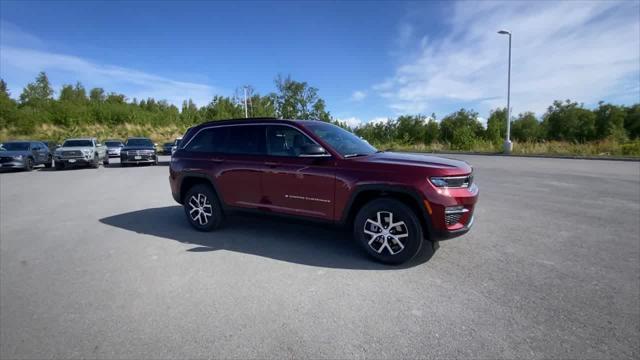 new 2025 Jeep Grand Cherokee car, priced at $49,582