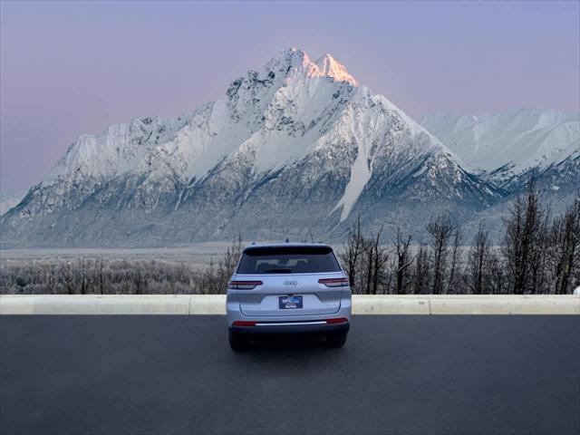 new 2025 Jeep Grand Cherokee L car, priced at $42,708