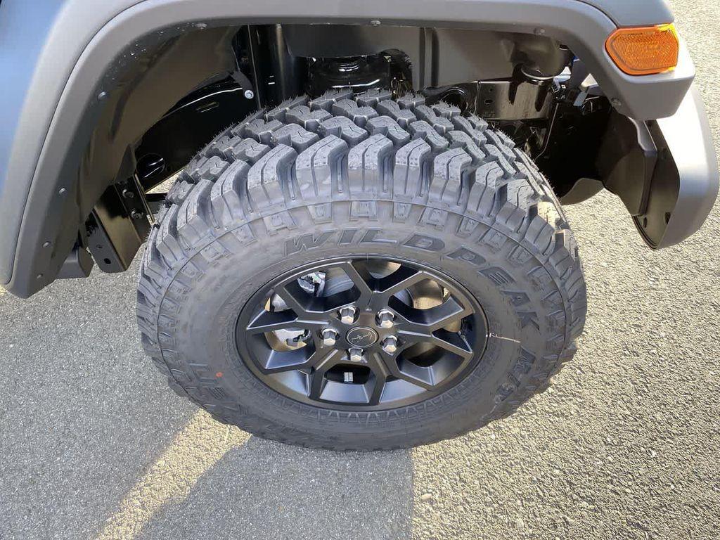 new 2026 Jeep Wrangler car, priced at $53,437