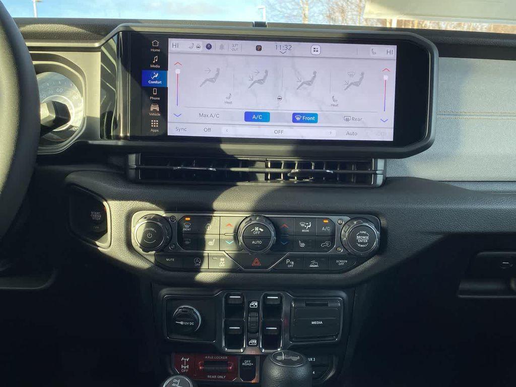 new 2026 Jeep Wrangler car, priced at $53,437