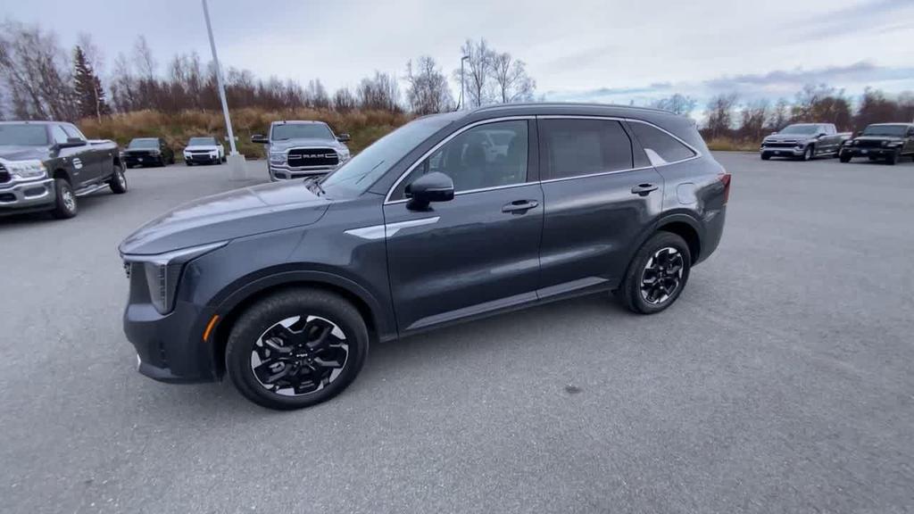 used 2024 Kia Sorento car, priced at $30,490