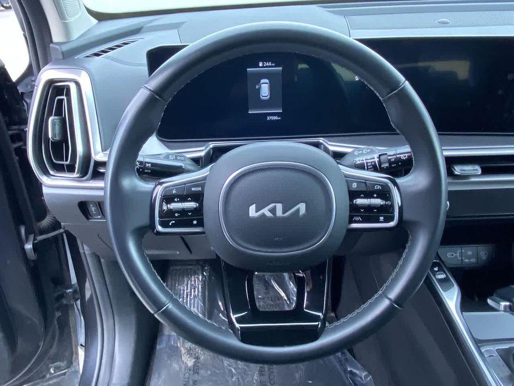 used 2024 Kia Sorento car, priced at $30,490