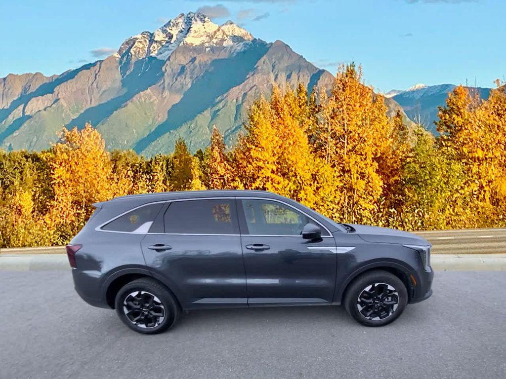 used 2024 Kia Sorento car, priced at $30,490