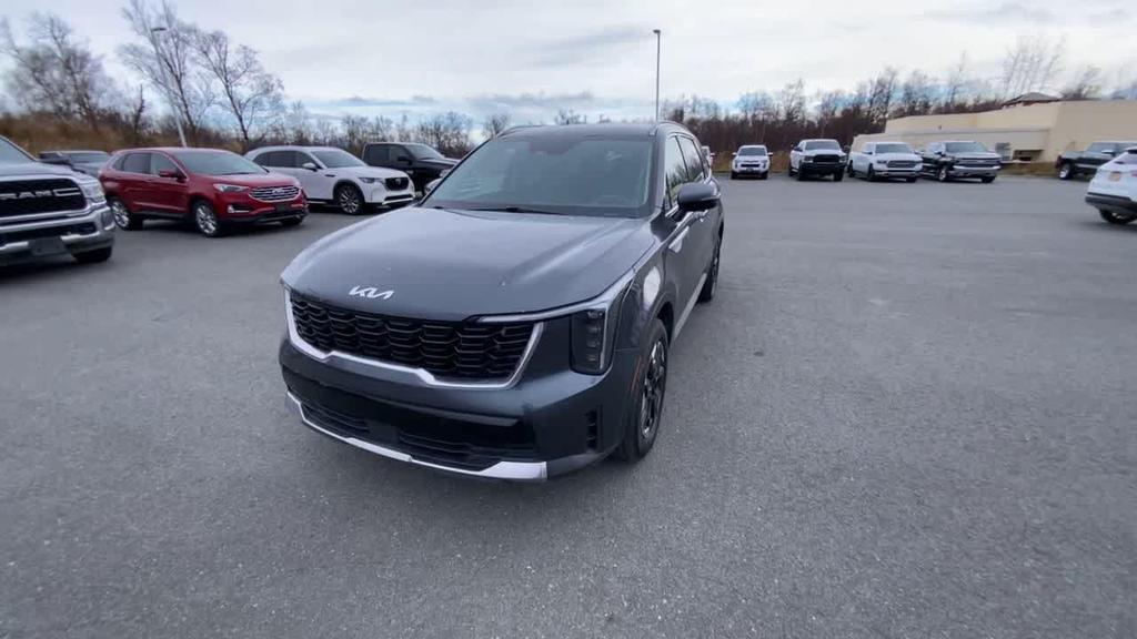 used 2024 Kia Sorento car, priced at $30,490