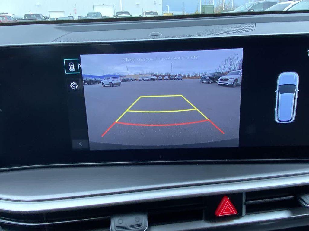 used 2024 Kia Sorento car, priced at $30,490