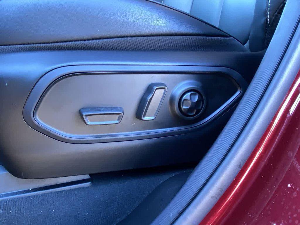 new 2025 Jeep Grand Cherokee L car, priced at $53,330