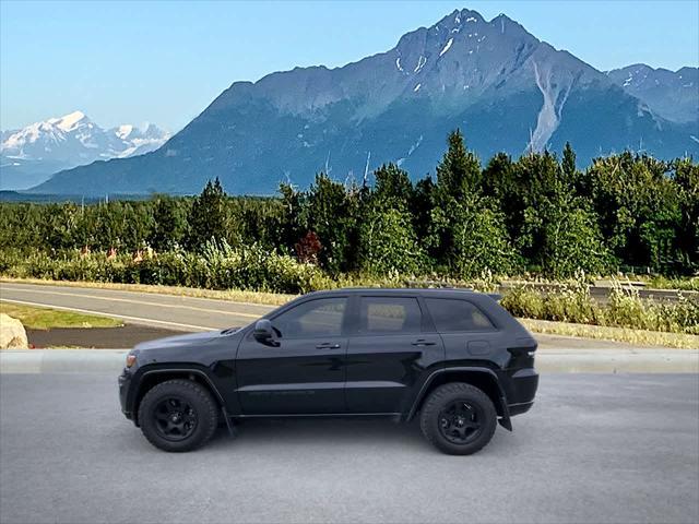used 2022 Jeep Grand Cherokee car, priced at $29,990