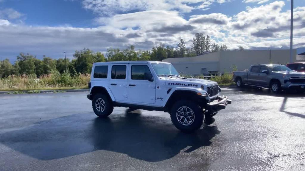 new 2025 Jeep Wrangler car, priced at $60,091