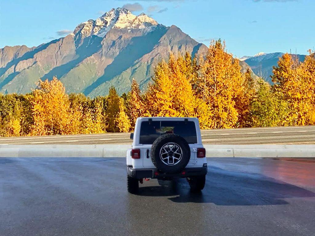 new 2025 Jeep Wrangler car, priced at $58,091