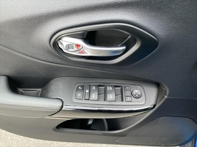 used 2023 Jeep Cherokee car, priced at $26,490
