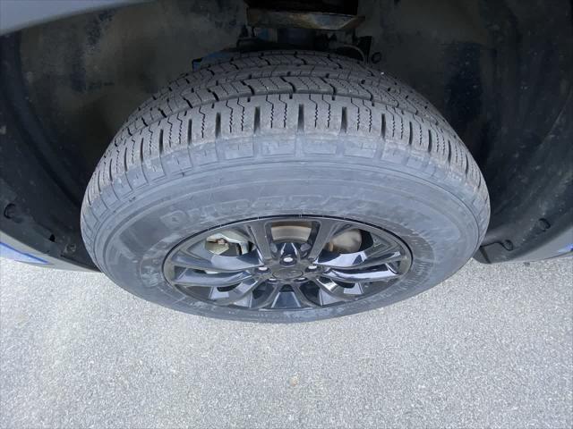used 2023 Jeep Cherokee car, priced at $26,490