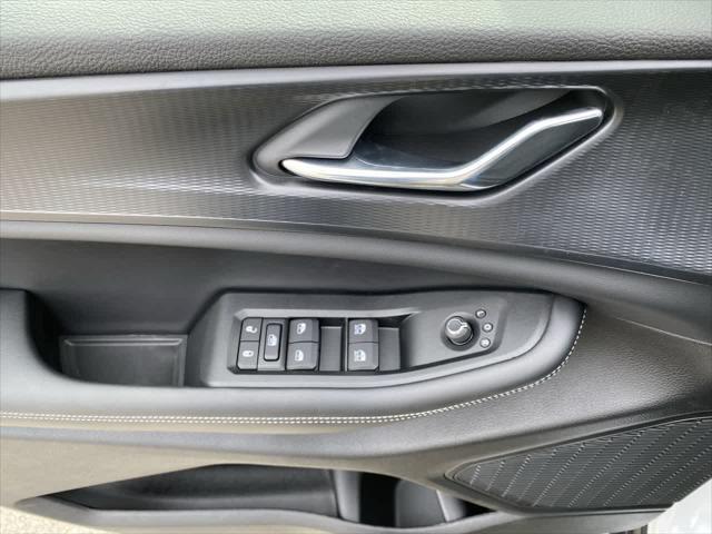 new 2025 Jeep Grand Cherokee car, priced at $39,829