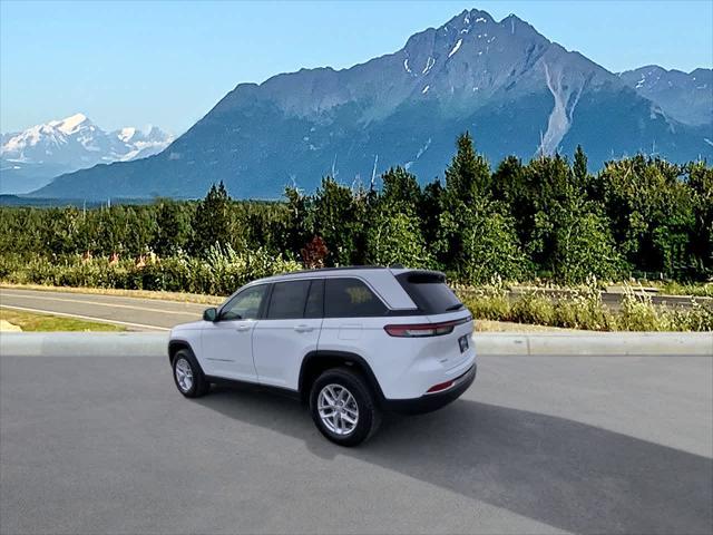 new 2025 Jeep Grand Cherokee car, priced at $39,829