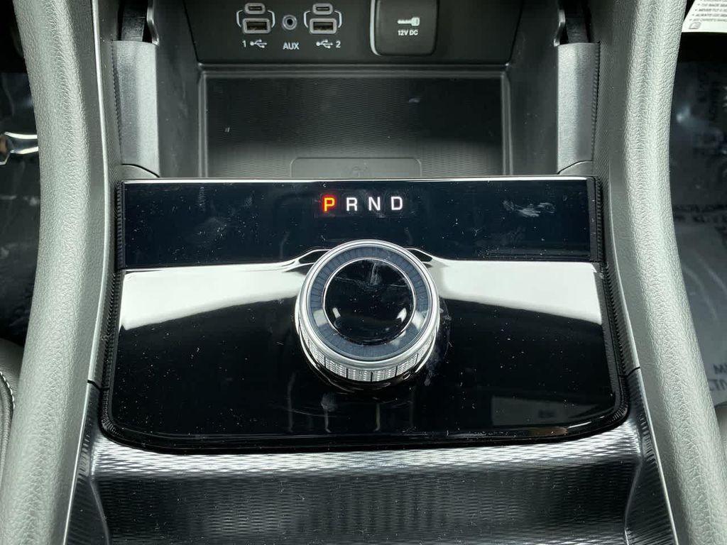 new 2025 Jeep Grand Cherokee car, priced at $43,717