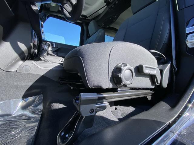 new 2025 Jeep Wrangler car, priced at $42,431