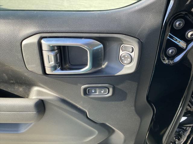 new 2025 Jeep Wrangler car, priced at $42,431
