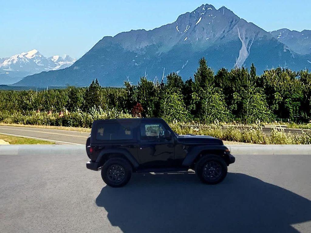 new 2025 Jeep Wrangler car, priced at $42,931