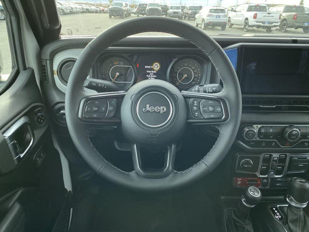 new 2025 Jeep Wrangler car, priced at $53,077