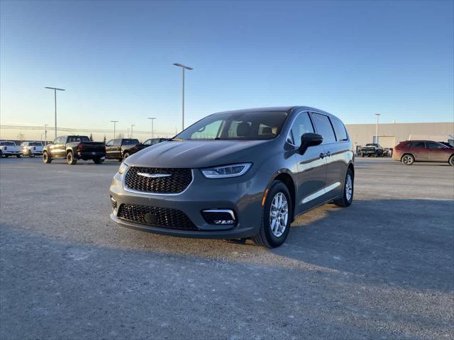 used 2023 Chrysler Pacifica car, priced at $25,990