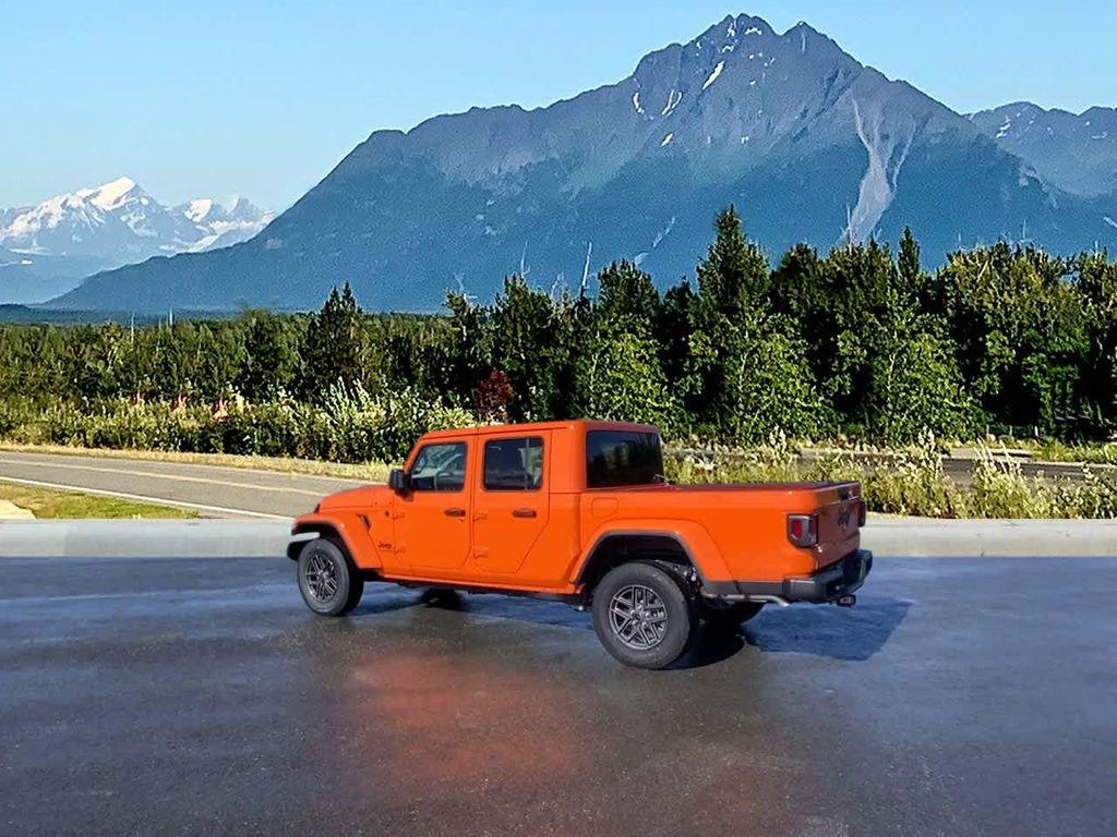 new 2025 Jeep Gladiator car, priced at $46,584