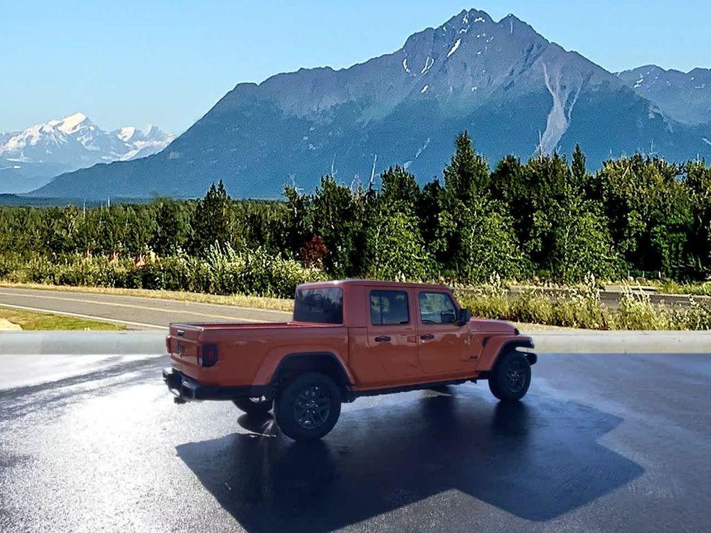 new 2025 Jeep Gladiator car, priced at $46,584