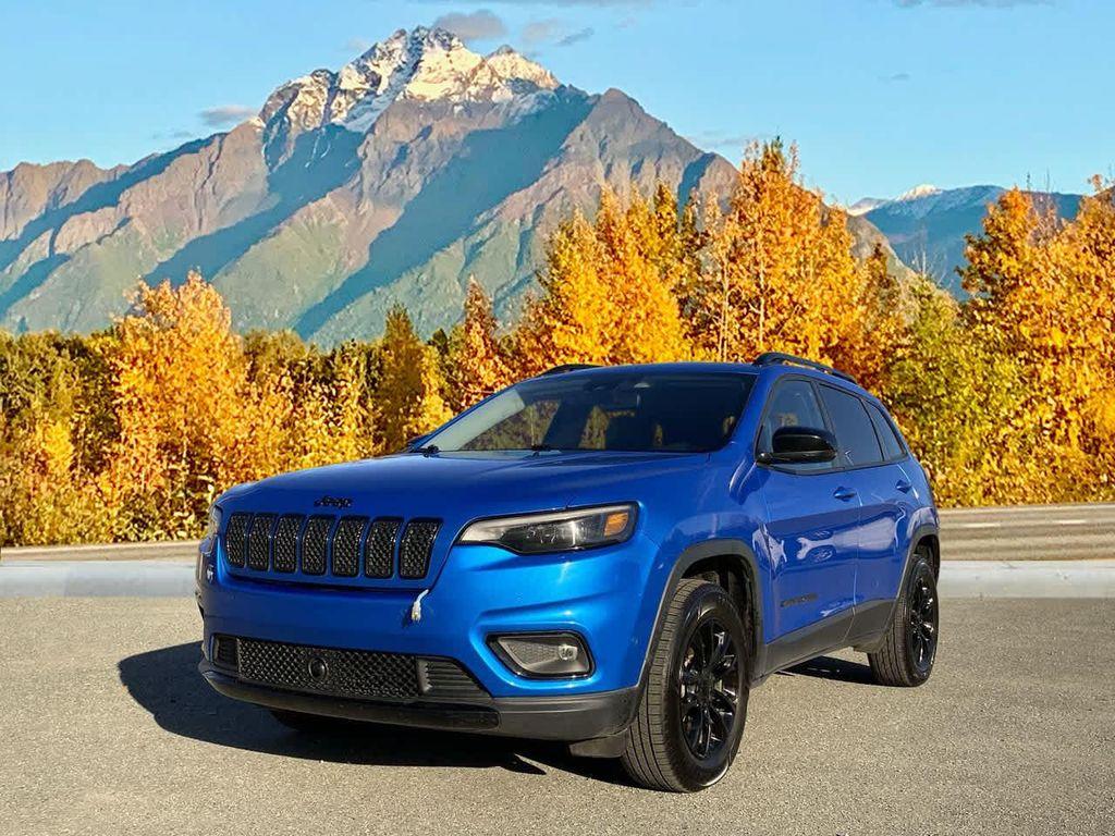 used 2023 Jeep Cherokee car, priced at $25,990