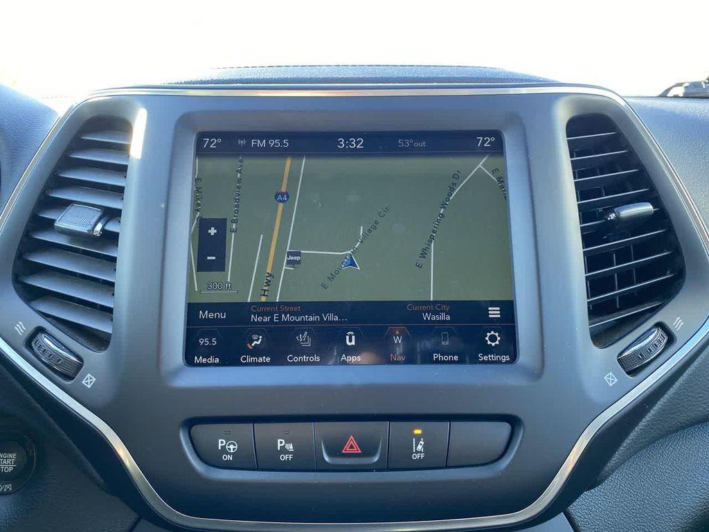 used 2023 Jeep Cherokee car, priced at $24,990