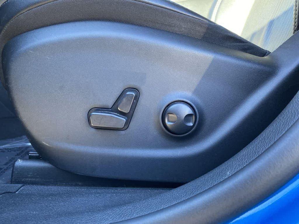 used 2023 Jeep Cherokee car, priced at $24,990