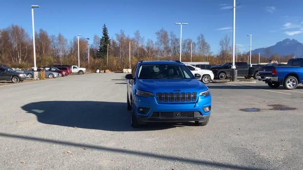 used 2023 Jeep Cherokee car, priced at $24,990