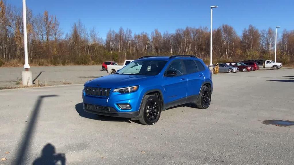 used 2023 Jeep Cherokee car, priced at $24,990