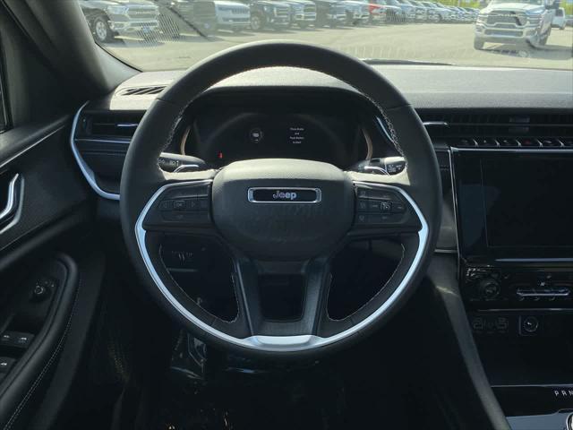 new 2025 Jeep Grand Cherokee L car, priced at $45,921