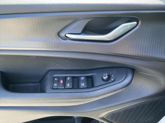 new 2025 Jeep Grand Cherokee L car, priced at $45,921