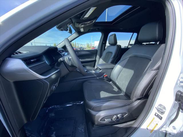 new 2025 Jeep Grand Cherokee L car, priced at $45,921