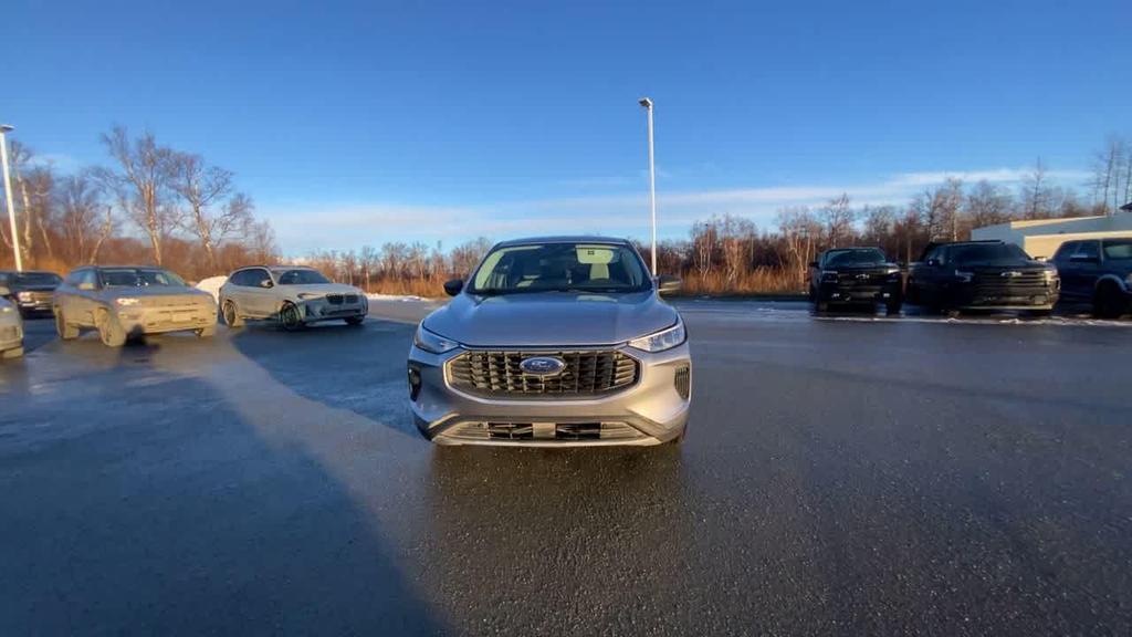 used 2023 Ford Escape car, priced at $25,990