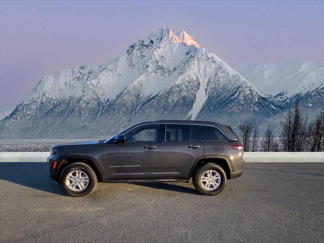 new 2025 Jeep Grand Cherokee car, priced at $40,798