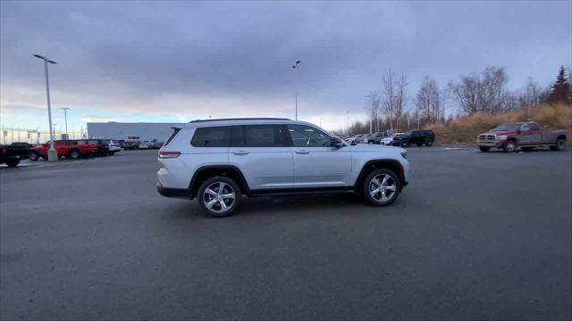 new 2025 Jeep Grand Cherokee L car, priced at $51,809