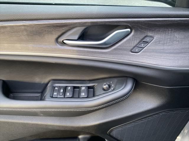 new 2025 Jeep Grand Cherokee L car, priced at $53,720