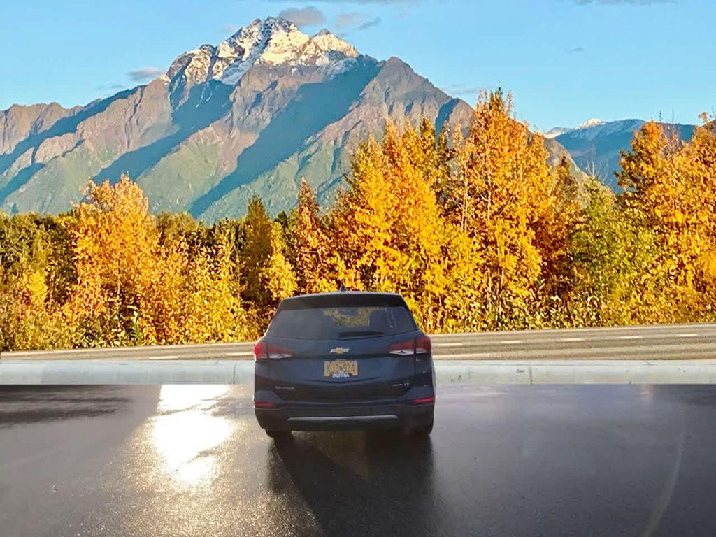 used 2023 Chevrolet Equinox car, priced at $21,990