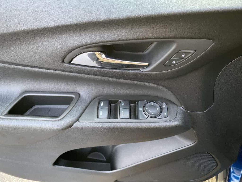 used 2023 Chevrolet Equinox car, priced at $21,990