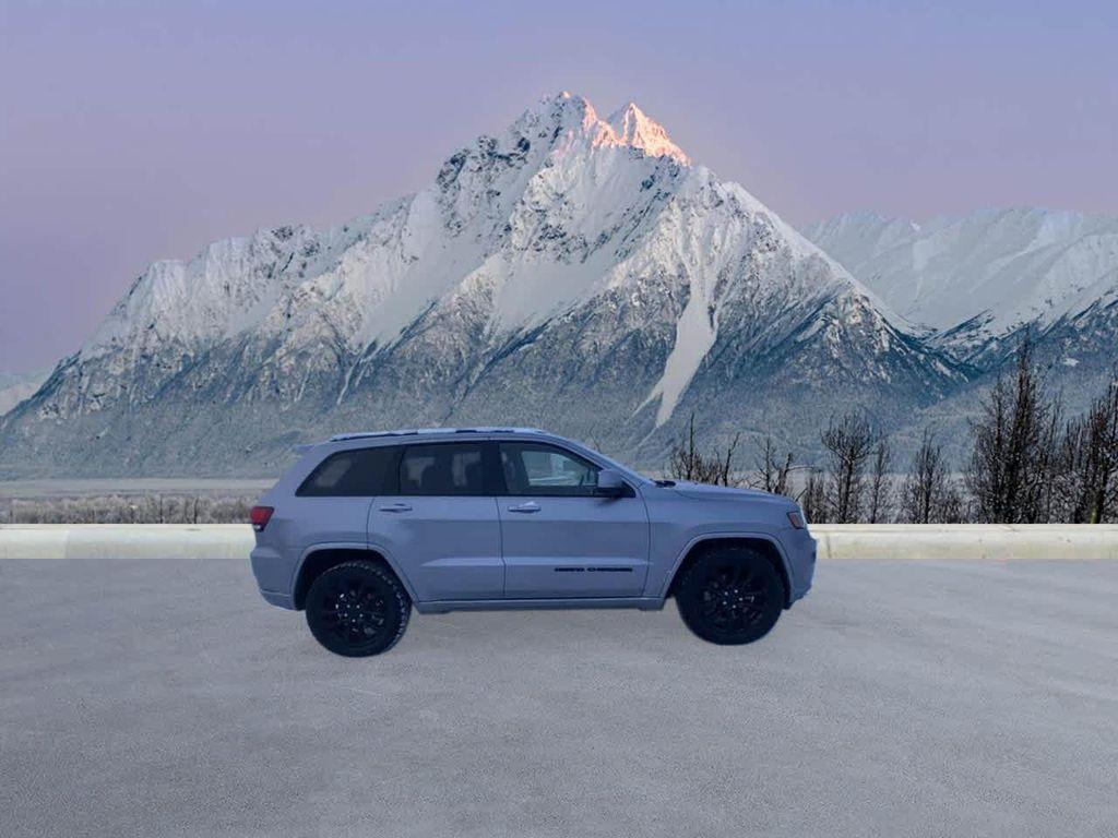 used 2021 Jeep Grand Cherokee car, priced at $24,990