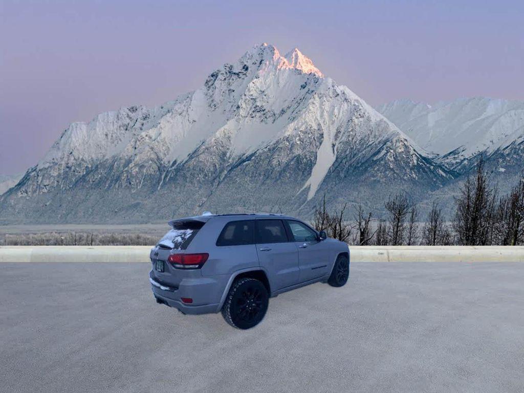 used 2021 Jeep Grand Cherokee car, priced at $24,990