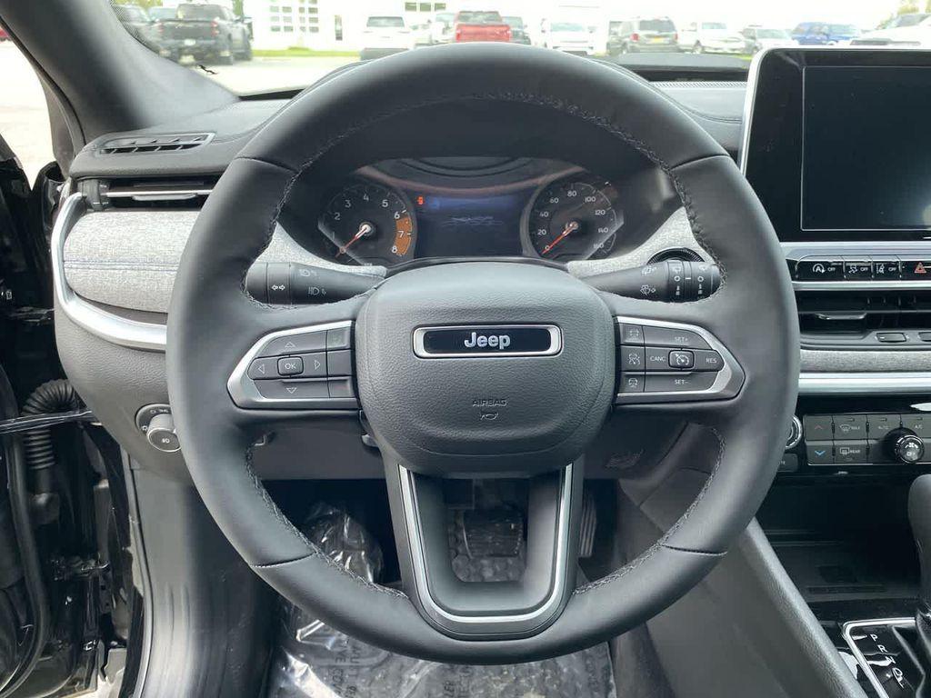 new 2025 Jeep Compass car, priced at $32,392