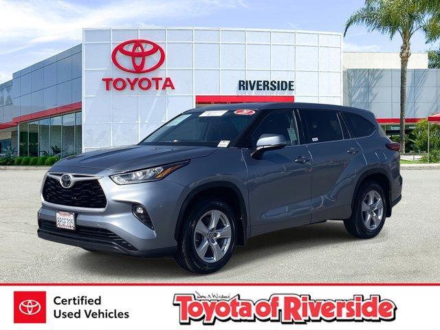 used 2020 Toyota Highlander car, priced at $23,288
