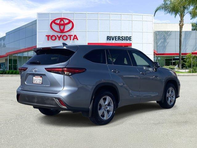 used 2020 Toyota Highlander car, priced at $23,288