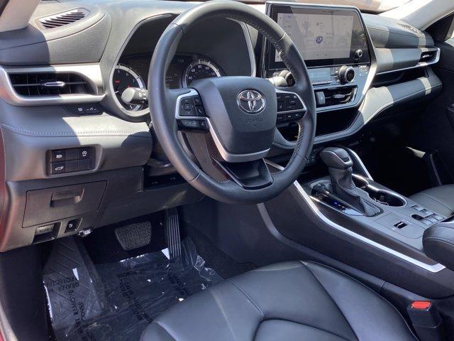 used 2024 Toyota Highlander car, priced at $42,288