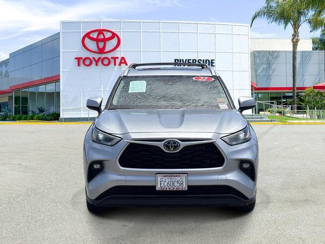 used 2022 Toyota Highlander car, priced at $31,188