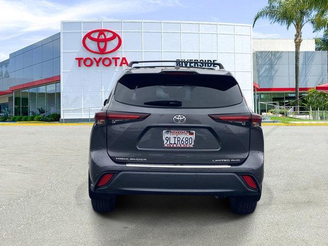 used 2024 Toyota Highlander car, priced at $44,988