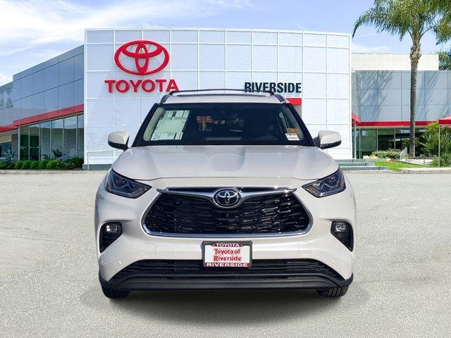 new 2026 Toyota Highlander car, priced at $53,528
